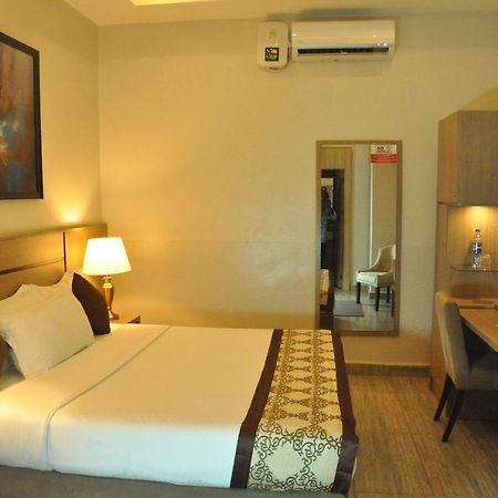 Moz One Executive Guest Rooms Agadez Mobushipe Екстер'єр фото