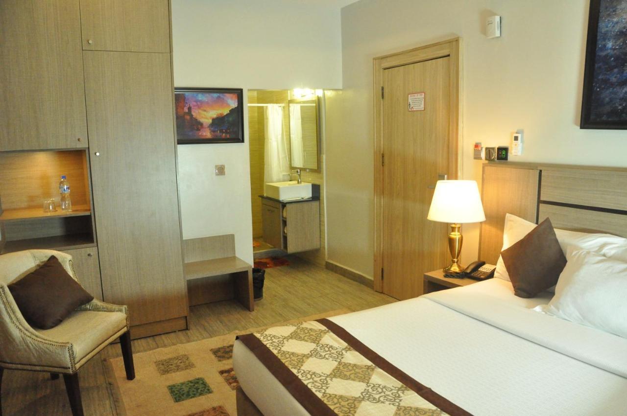 Moz One Executive Guest Rooms Agadez Mobushipe Екстер'єр фото