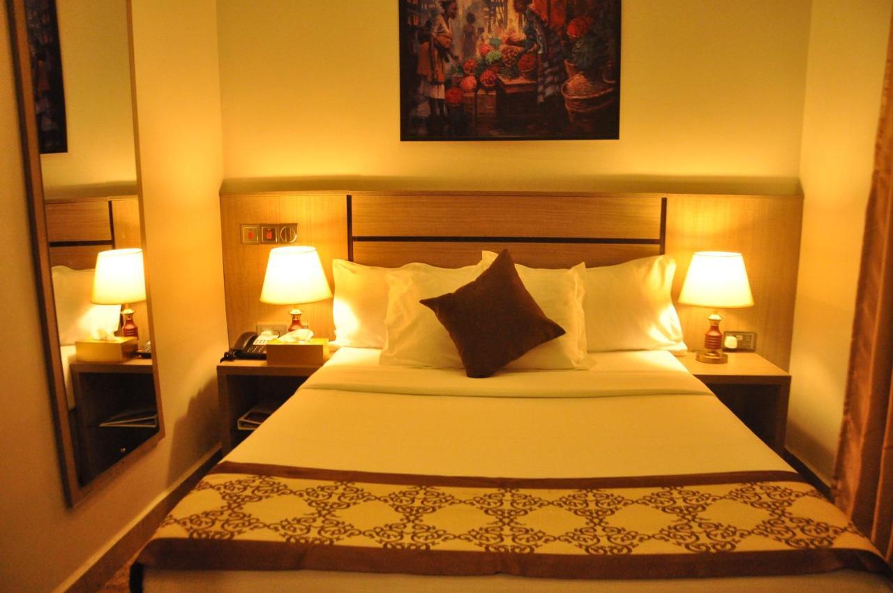 Moz One Executive Guest Rooms Agadez Mobushipe Екстер'єр фото